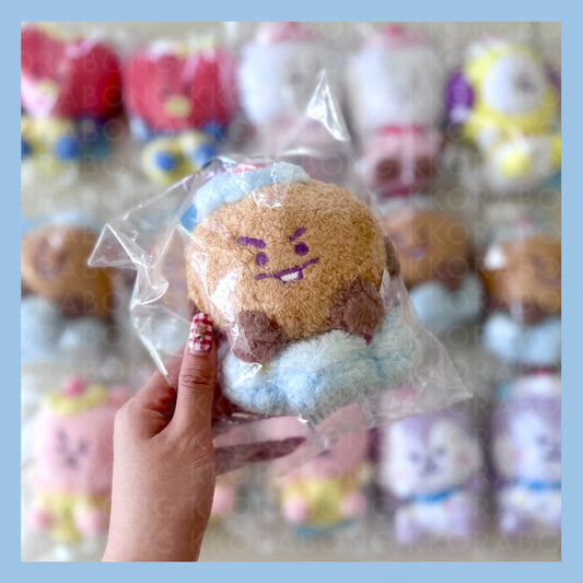 [READY] BT21 on the Cloud Collection Plush Keyring